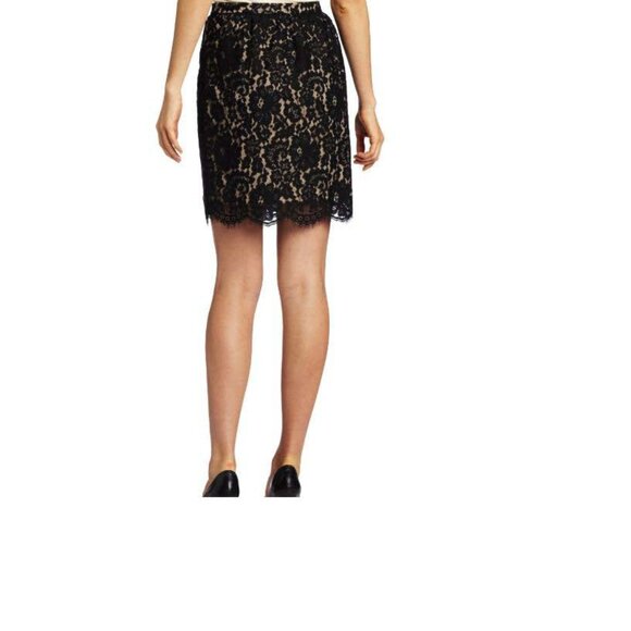 Robert Rodriguez Black Lace Skirt - Size 6 - Picture 3 of 6